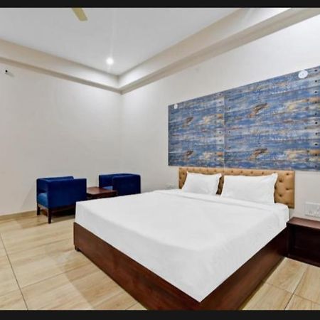 Hotel Amrapali Inn 자이푸르 외부 사진