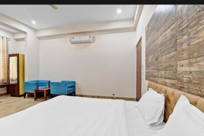 Hotel Amrapali Inn 자이푸르 외부 사진